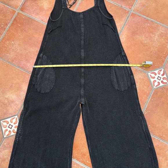 Free People Callie One-Piece Thermal Waffle Jumpsuit Black Size M $98 - Picture 4 of 7